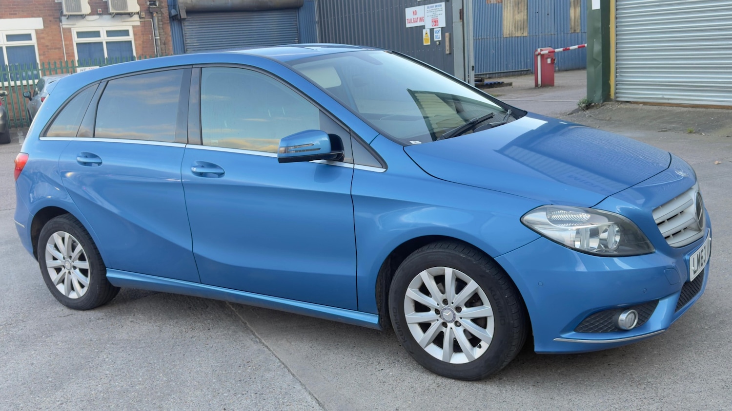 Used Mercedes-Benz B Class 2013 for sale - 78102304: Photo 8