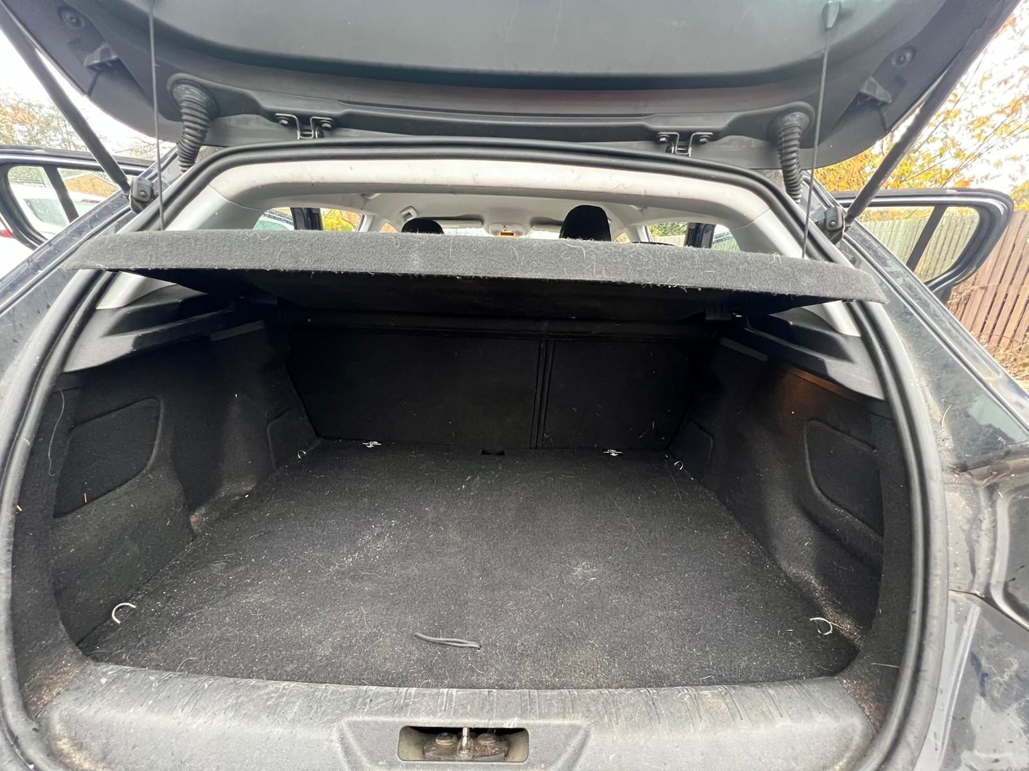 Used Peugeot 308 2016 for sale - 76389431: Photo 32