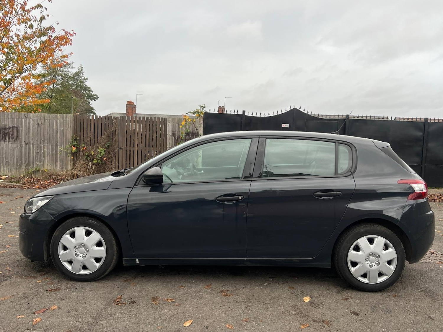 Used Peugeot 308 2016 for sale - 76389431: Photo 6