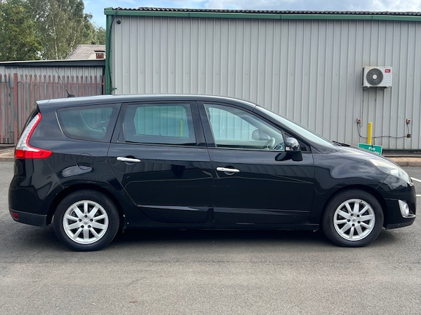 Used Renault Grand Scenic 2010 for sale - 76168076: Photo 14