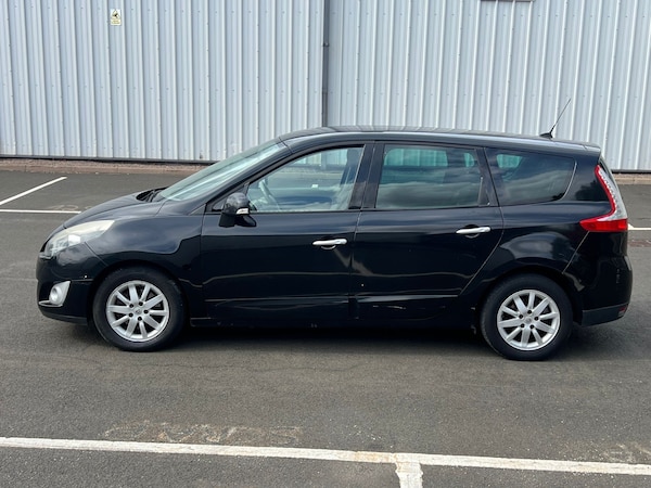 Used Renault Grand Scenic 2010 for sale - 76168076: Photo 18