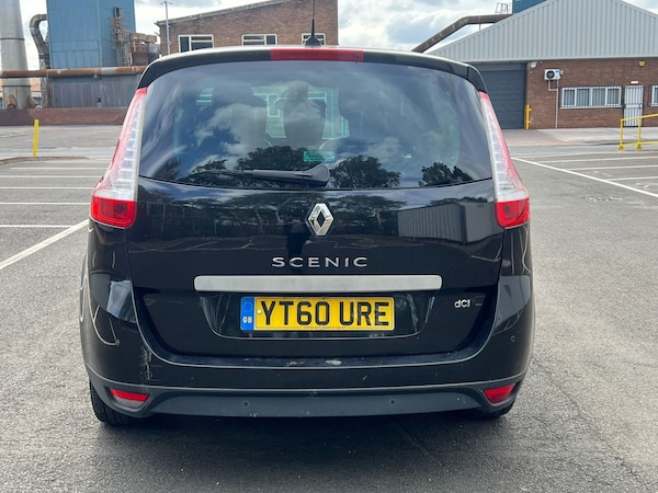 Used Renault Grand Scenic 2010 for sale - 76168076: Photo 23