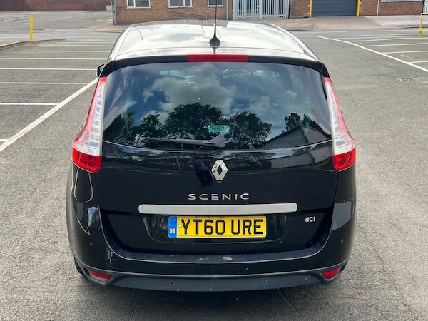 Used Renault Grand Scenic 2010 for sale - 76168076: Photo 3
