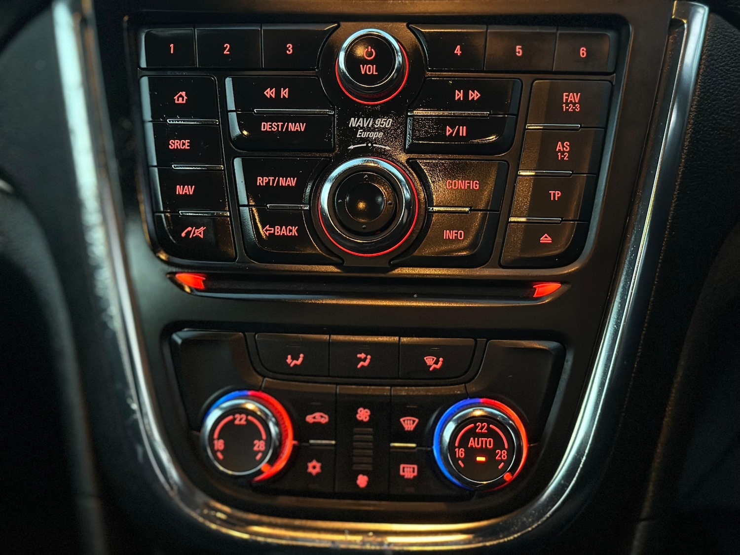 Used Vauxhall Mokka 2016 for sale - 76866758: Photo 10