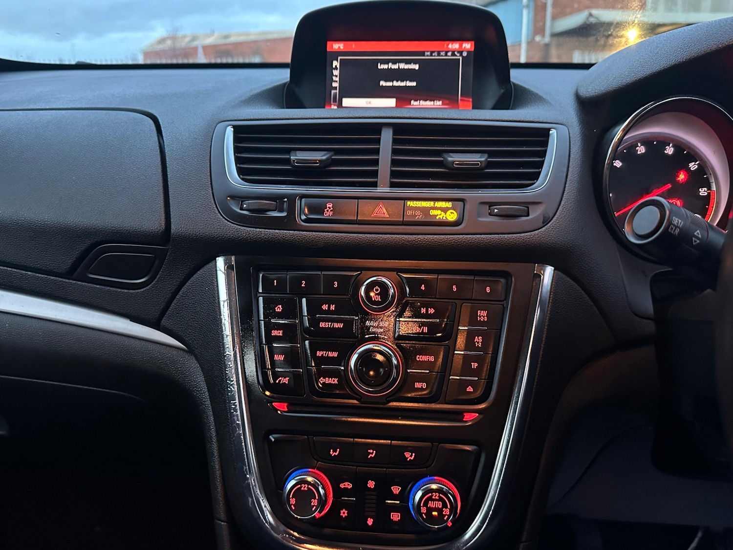 Used Vauxhall Mokka 2016 for sale - 76866758: Photo 2