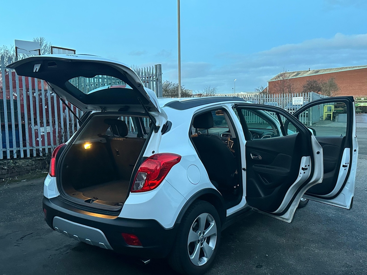Used Vauxhall Mokka 2016 for sale - 76866758: Photo 4
