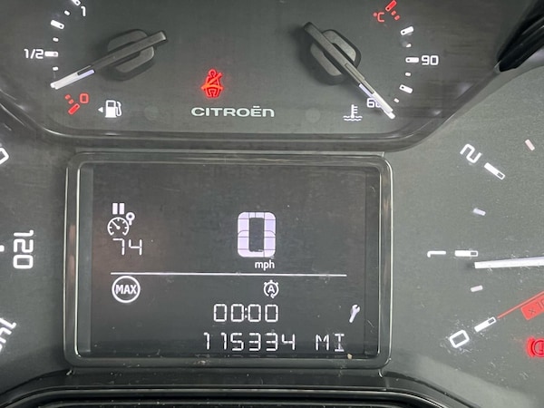 Used Citroen C3 2017 for sale - 76198687: Photo 29
