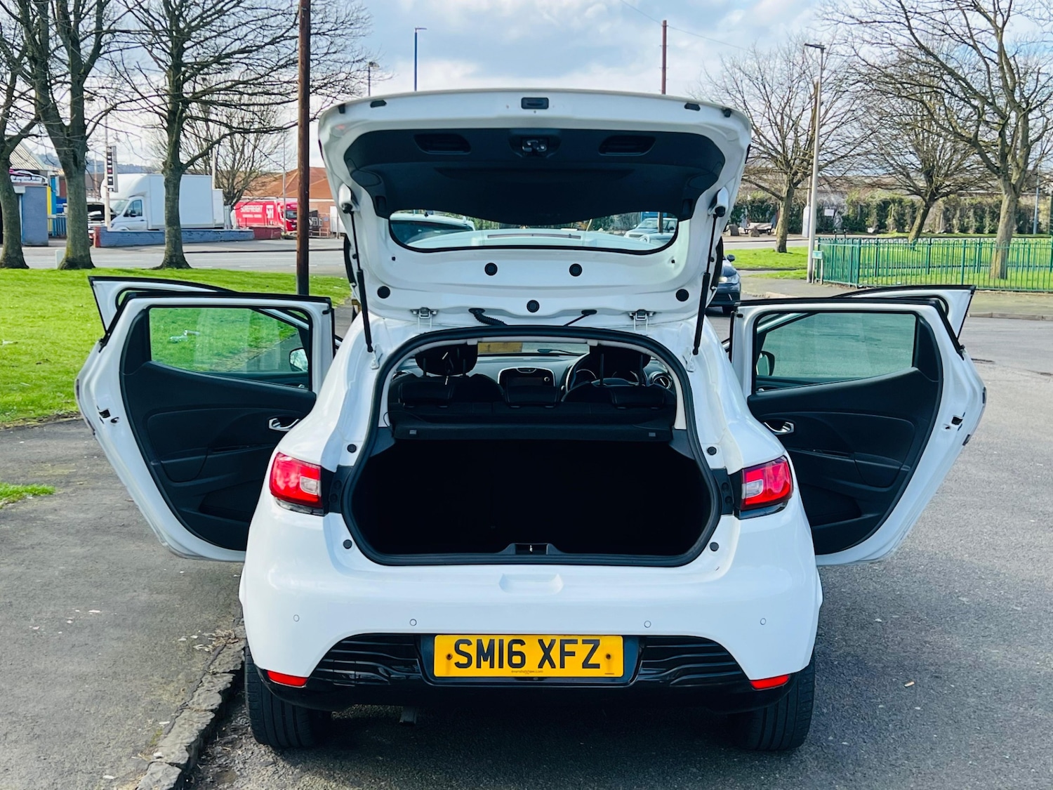 Used Renault Clio 2016 for sale - 77613689: Photo 25