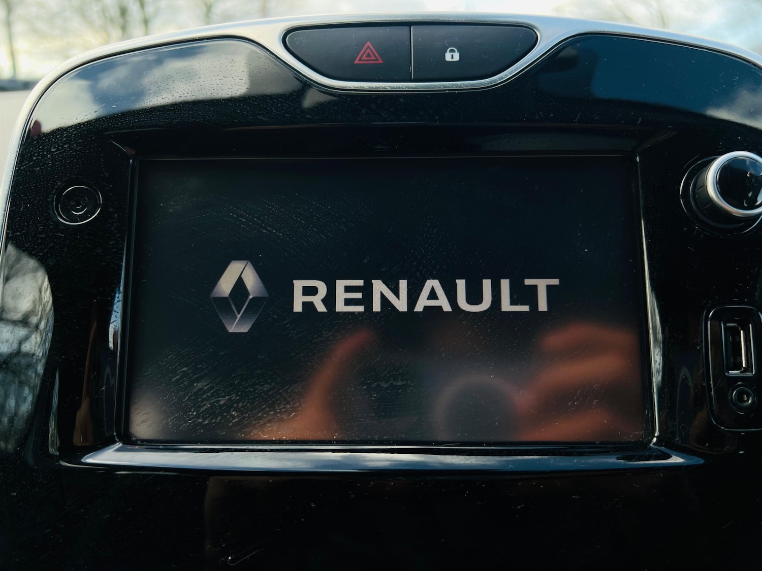 Used Renault Clio 2016 for sale - 77613689: Photo 48