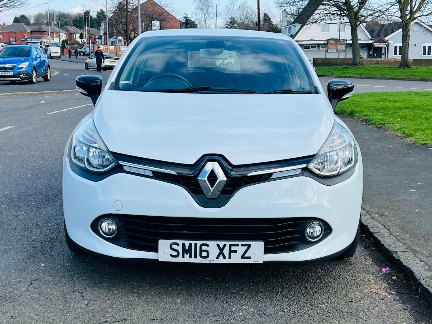 Used Renault Clio 2016 for sale - 77613689: Photo 6