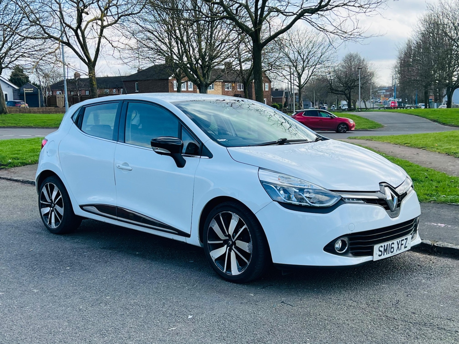 Used Renault Clio 2016 for sale - 77613689: Photo 8