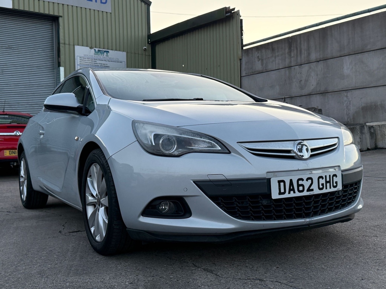 Used Vauxhall Astra GTC 2012 for sale - 76165251: Photo 1