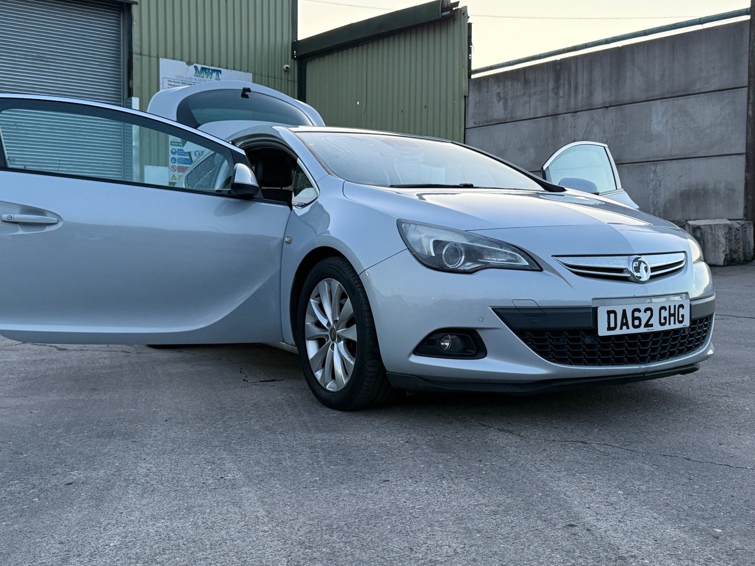 Used Vauxhall Astra GTC 2012 for sale - 76165251: Photo 27