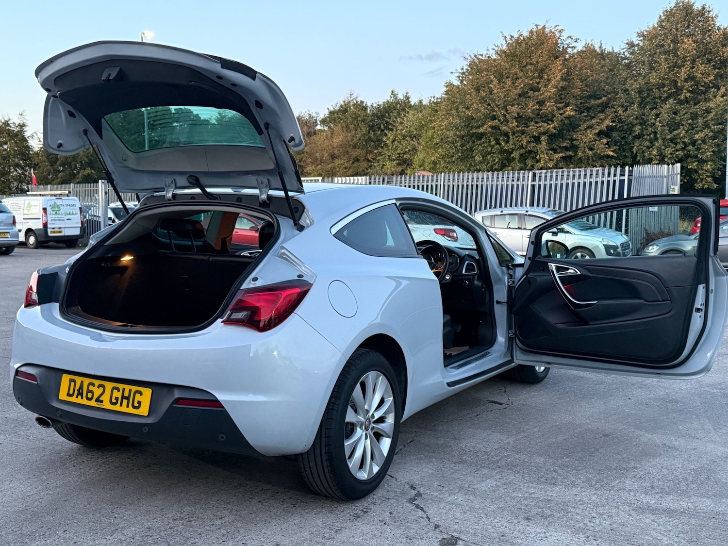 Used Vauxhall Astra GTC 2012 for sale - 76165251: Photo 33