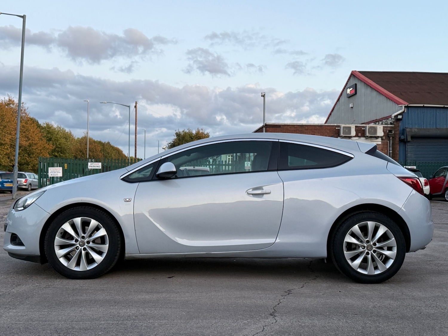 Used Vauxhall Astra GTC 2012 for sale - 76165251: Photo 4