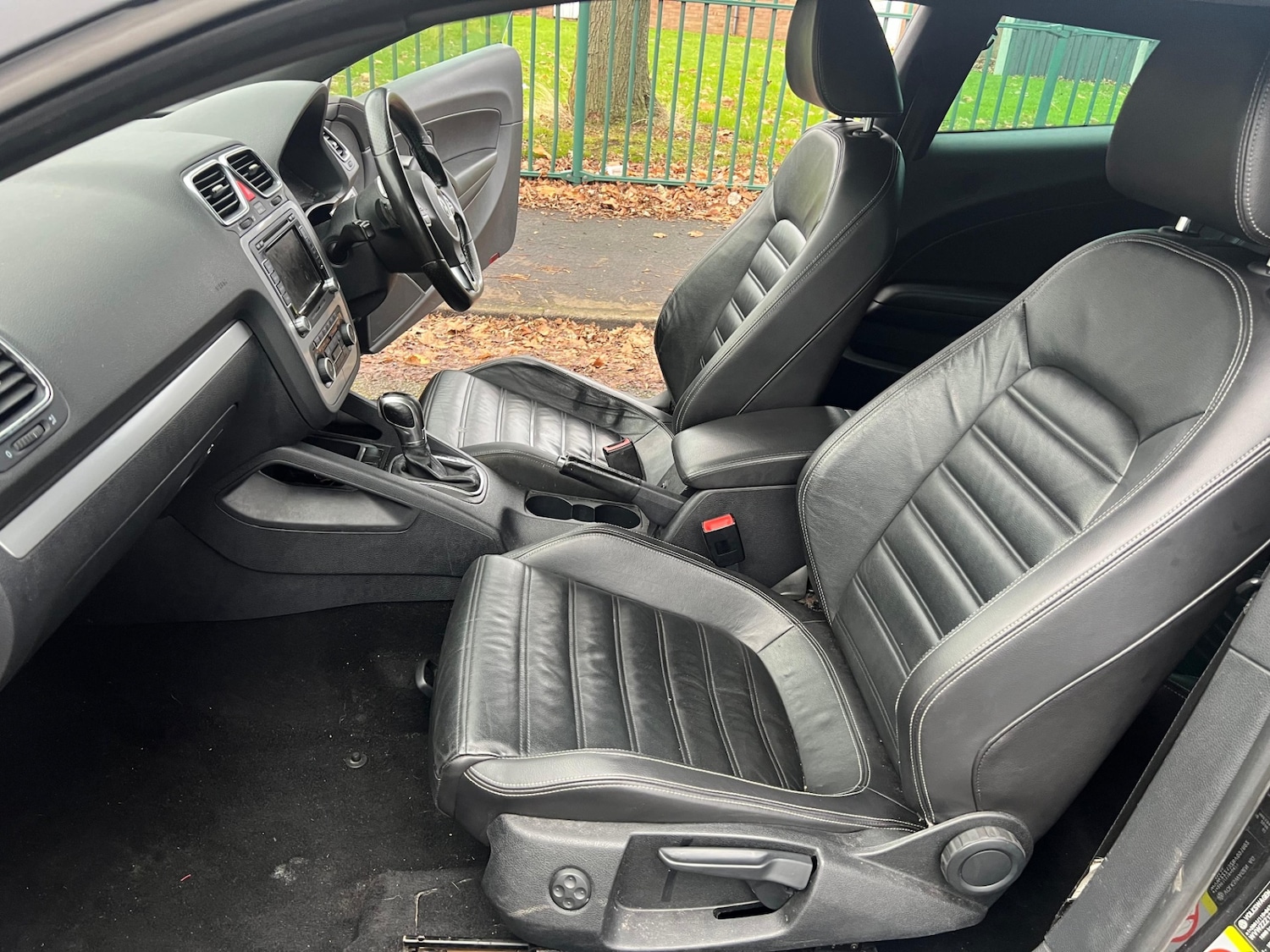 Used Volkswagen Scirocco 2011 for sale - 76716016: Photo 6