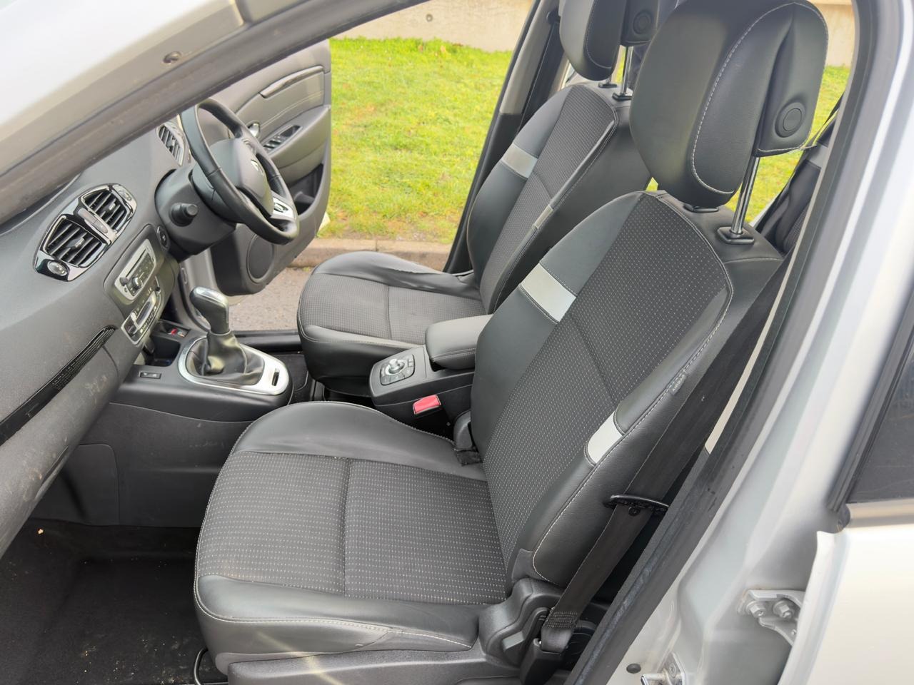 Used Renault Scenic 2013 for sale - 77157249: Photo 19