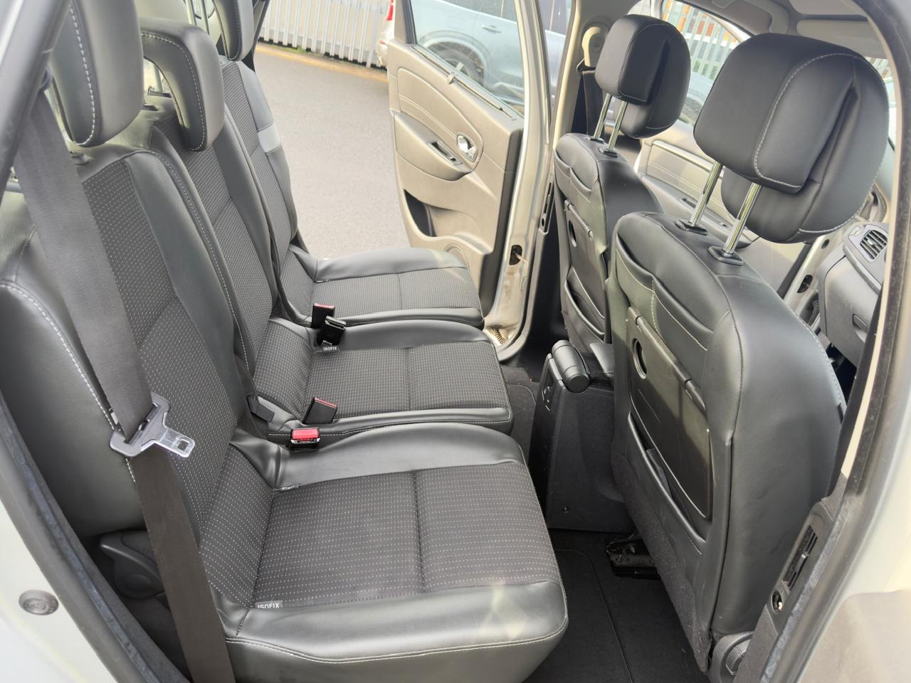 Used Renault Scenic 2013 for sale - 77157249: Photo 23