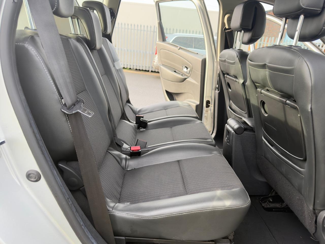 Used Renault Scenic 2013 for sale - 77157249: Photo 24