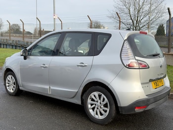 Used Renault Scenic 2013 for sale - 77157249: Photo