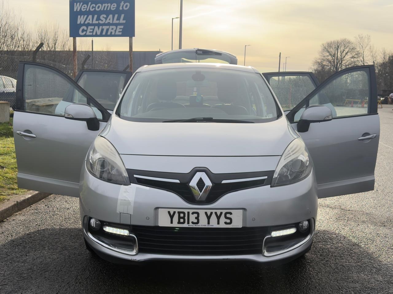 Used Renault Scenic 2013 for sale - 77157249: Photo 33