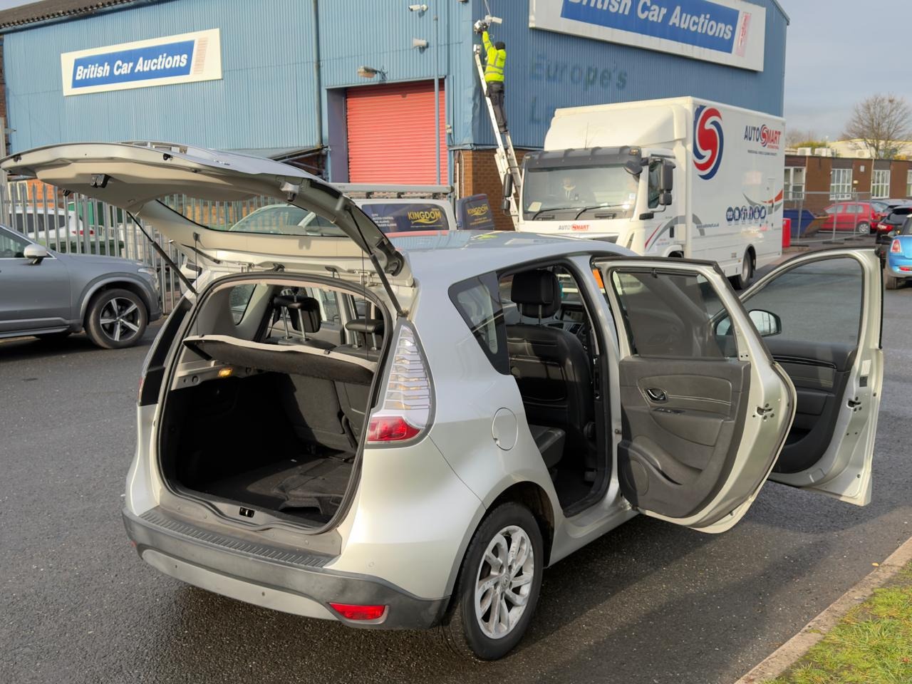 Used Renault Scenic 2013 for sale - 77157249: Photo 43