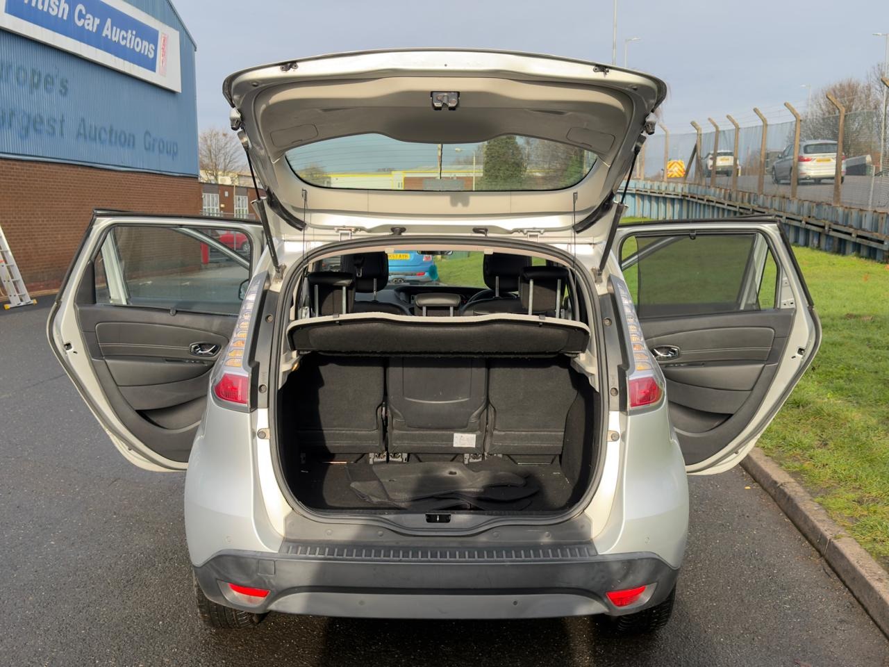 Used Renault Scenic 2013 for sale - 77157249: Photo 45