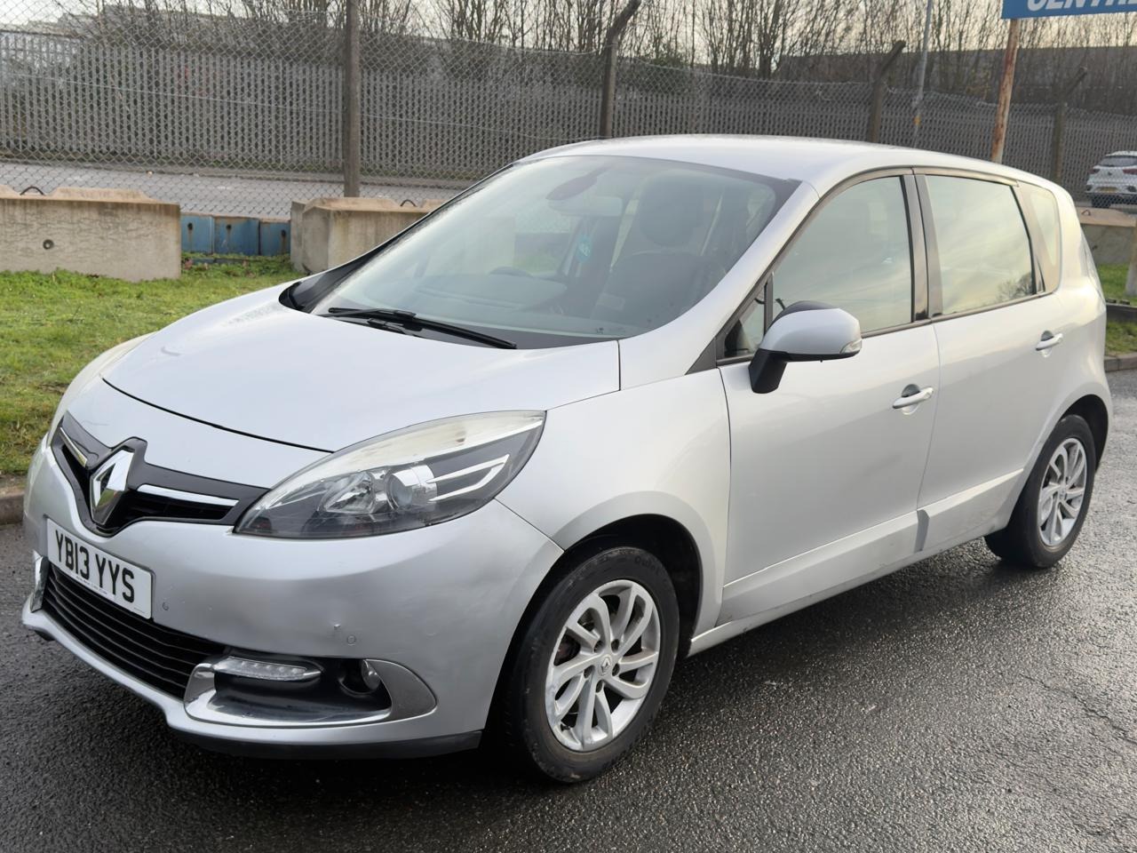 Used Renault Scenic 2013 for sale - 77157249: Photo 8