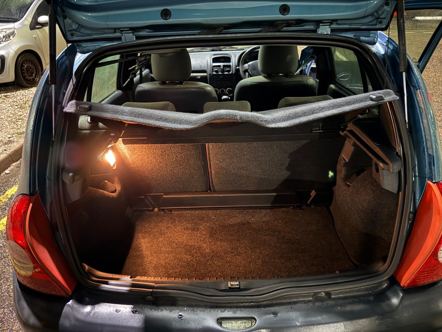 Used Renault Clio 2005 for sale - 77332358: Photo 11