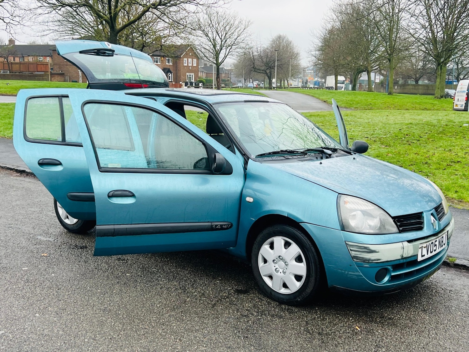 Used Renault Clio 2005 for sale - 77332358: Photo 23
