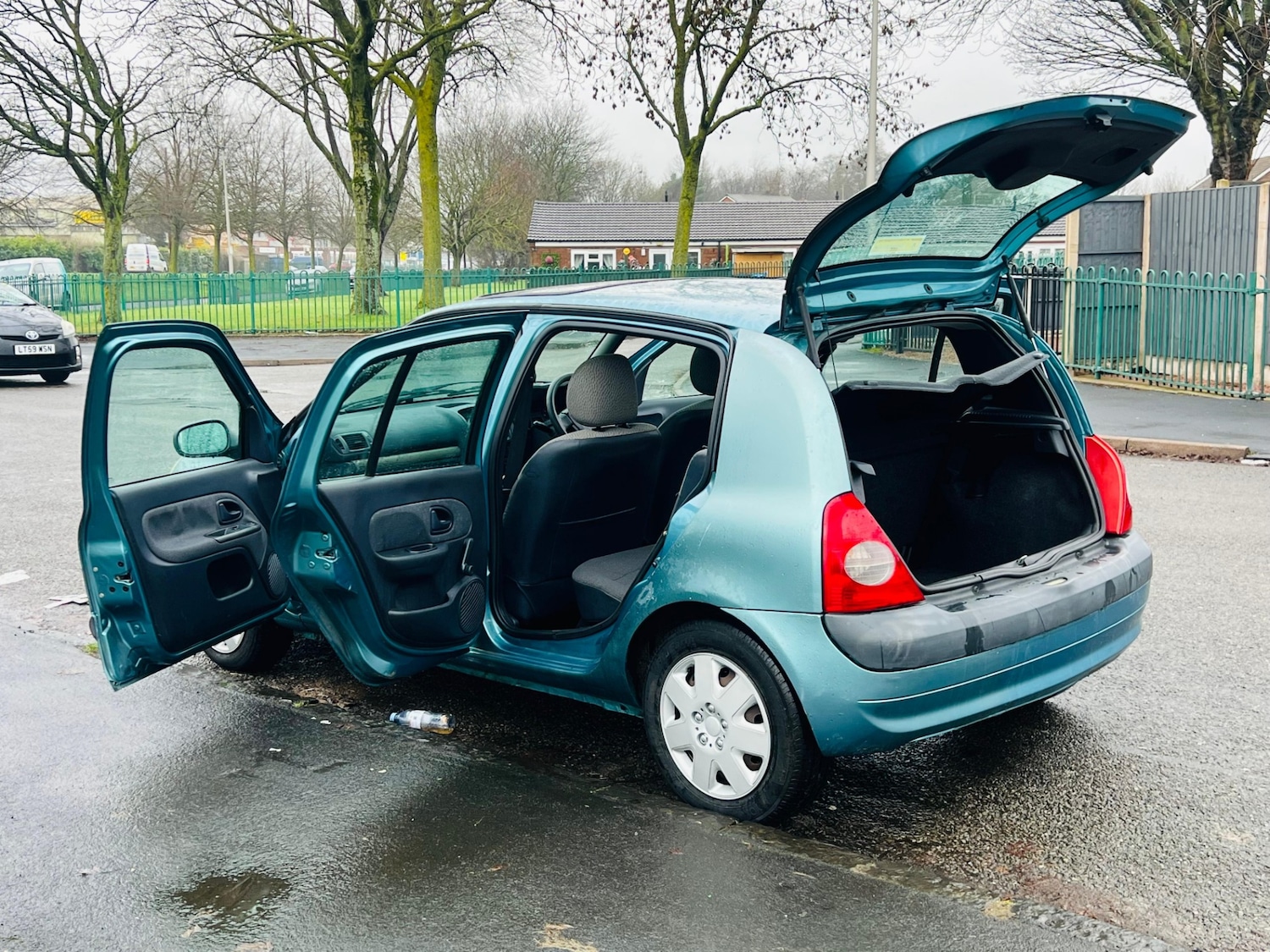 Used Renault Clio 2005 for sale - 77332358: Photo 27