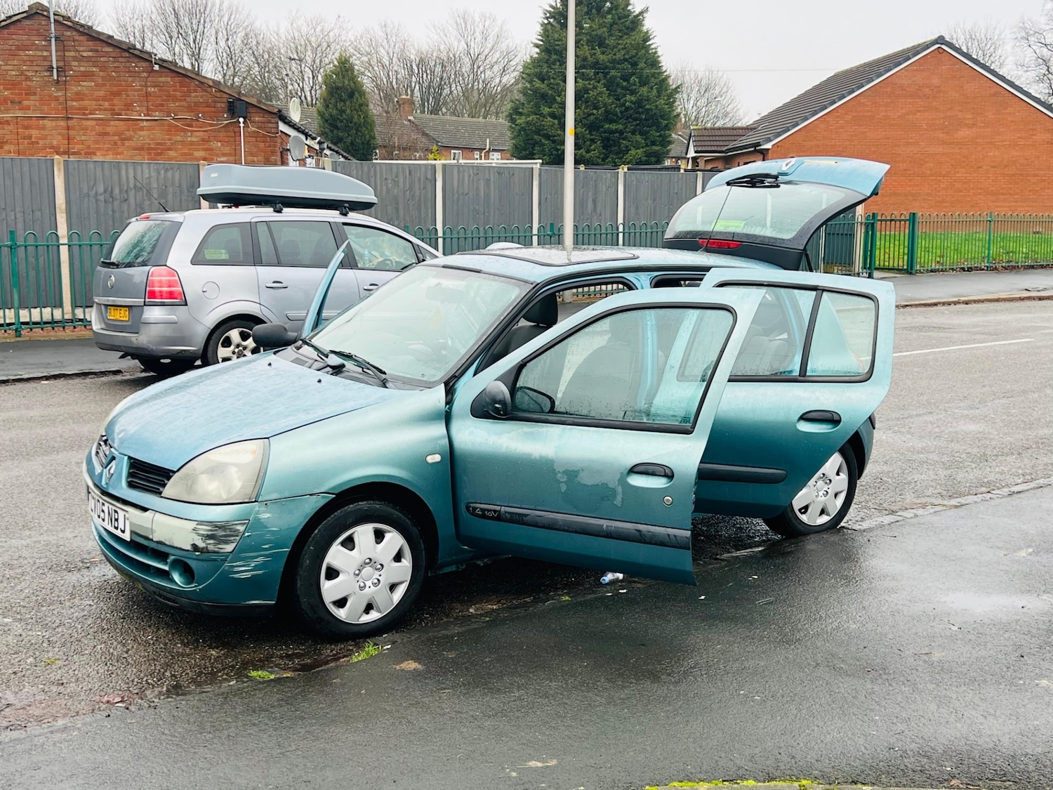 Used Renault Clio 2005 for sale - 77332358: Photo 30