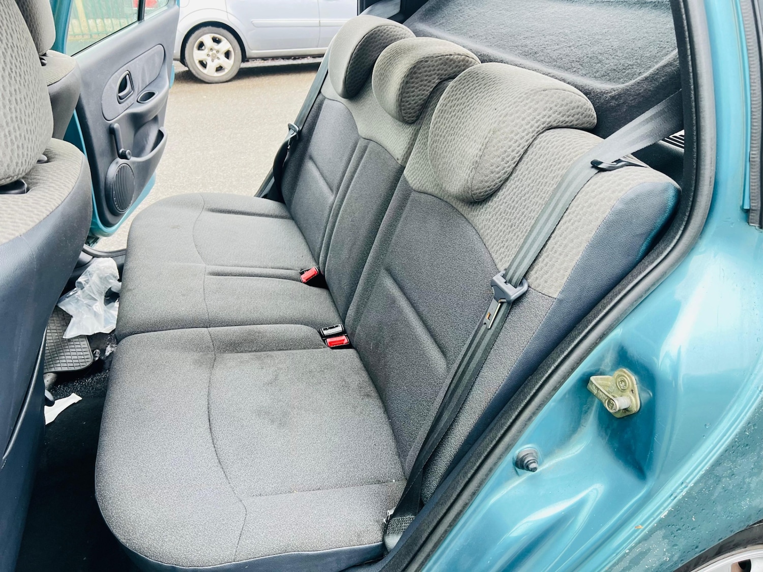 Used Renault Clio 2005 for sale - 77332358: Photo 32