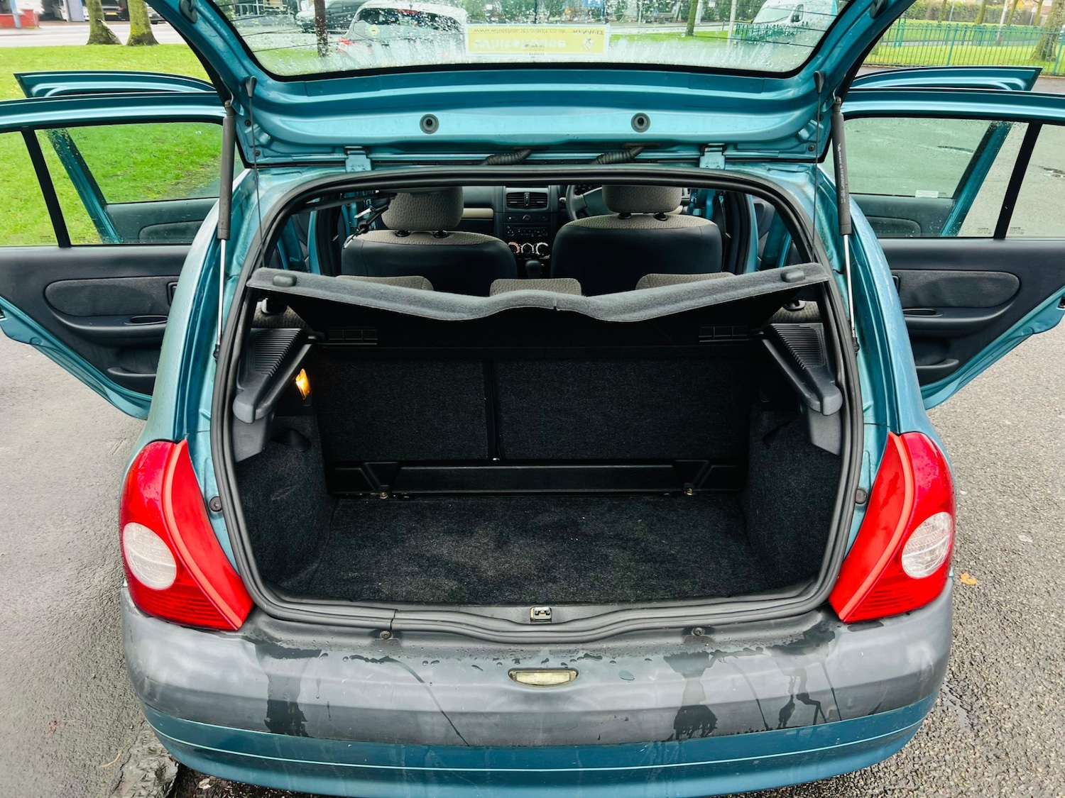 Used Renault Clio 2005 for sale - 77332358: Photo 35