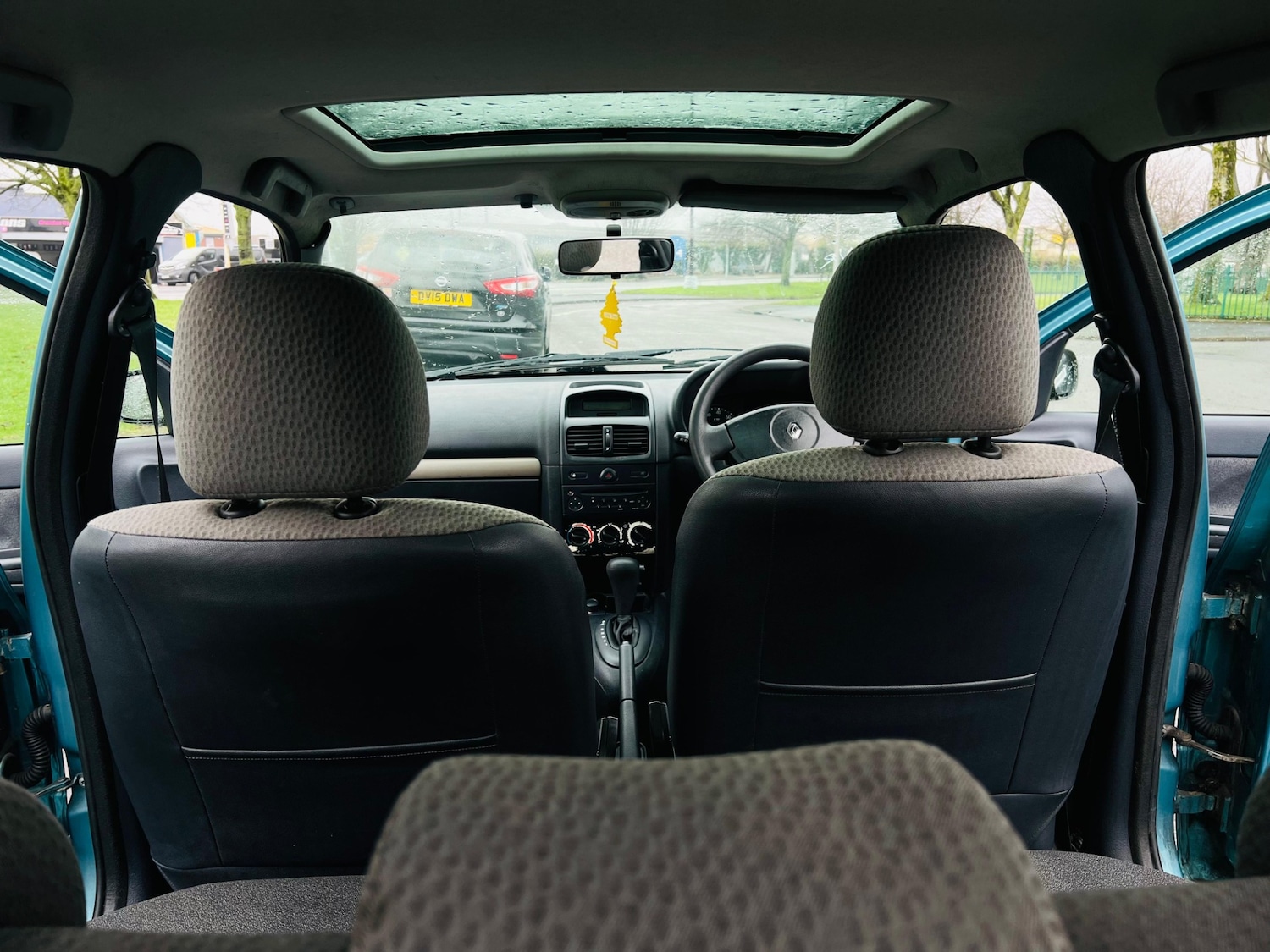 Used Renault Clio 2005 for sale - 77332358: Photo 37