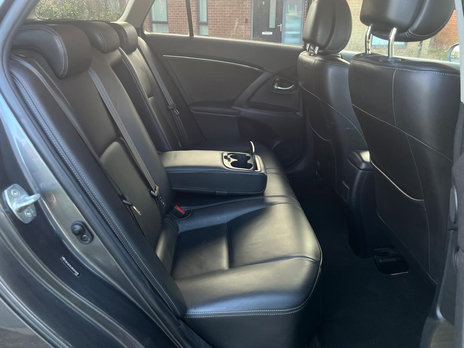 Used Toyota Avensis 2009 for sale - 77359326: Photo 17