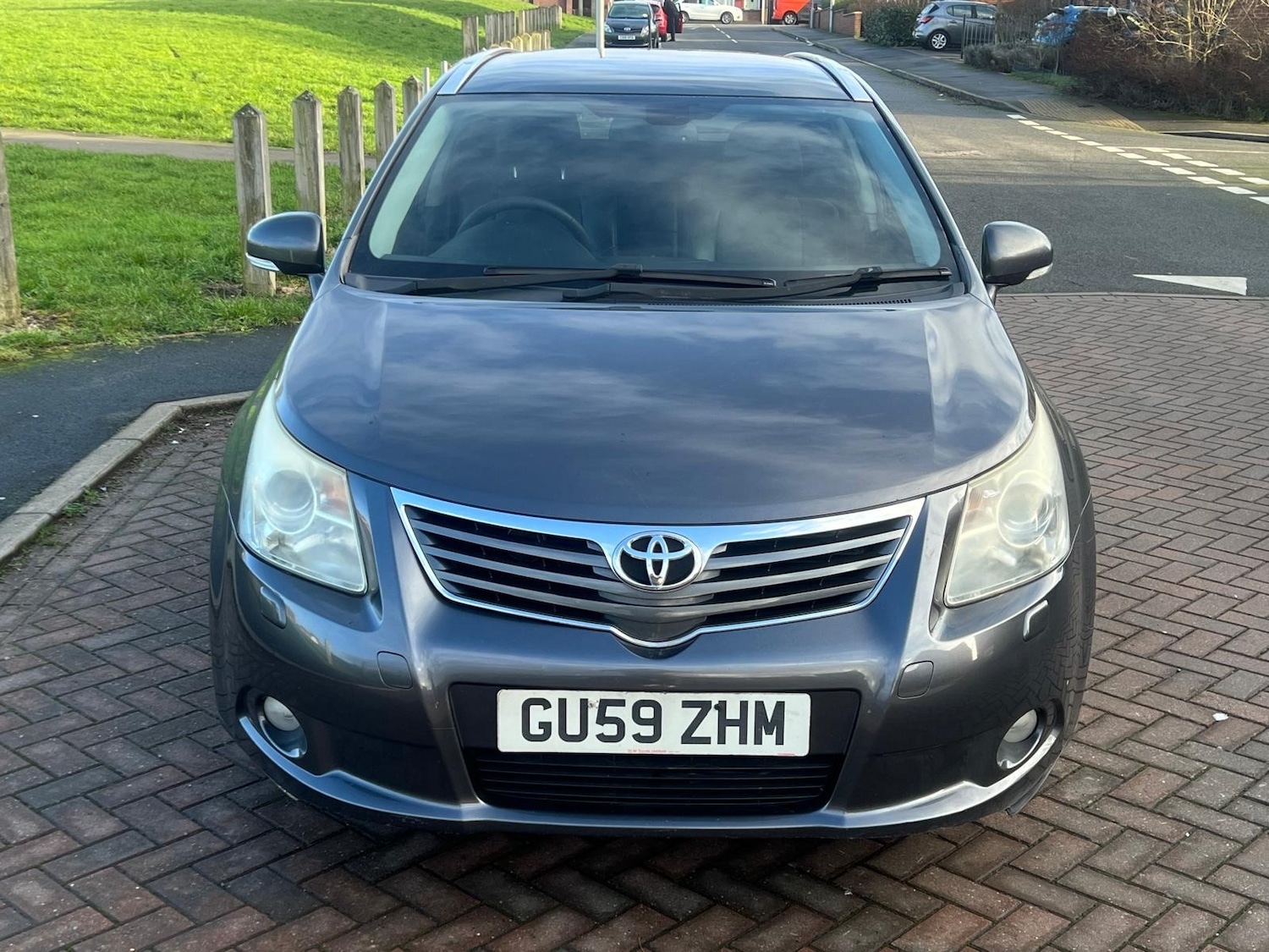 Used Toyota Avensis 2009 for sale - 77359326: Photo 2