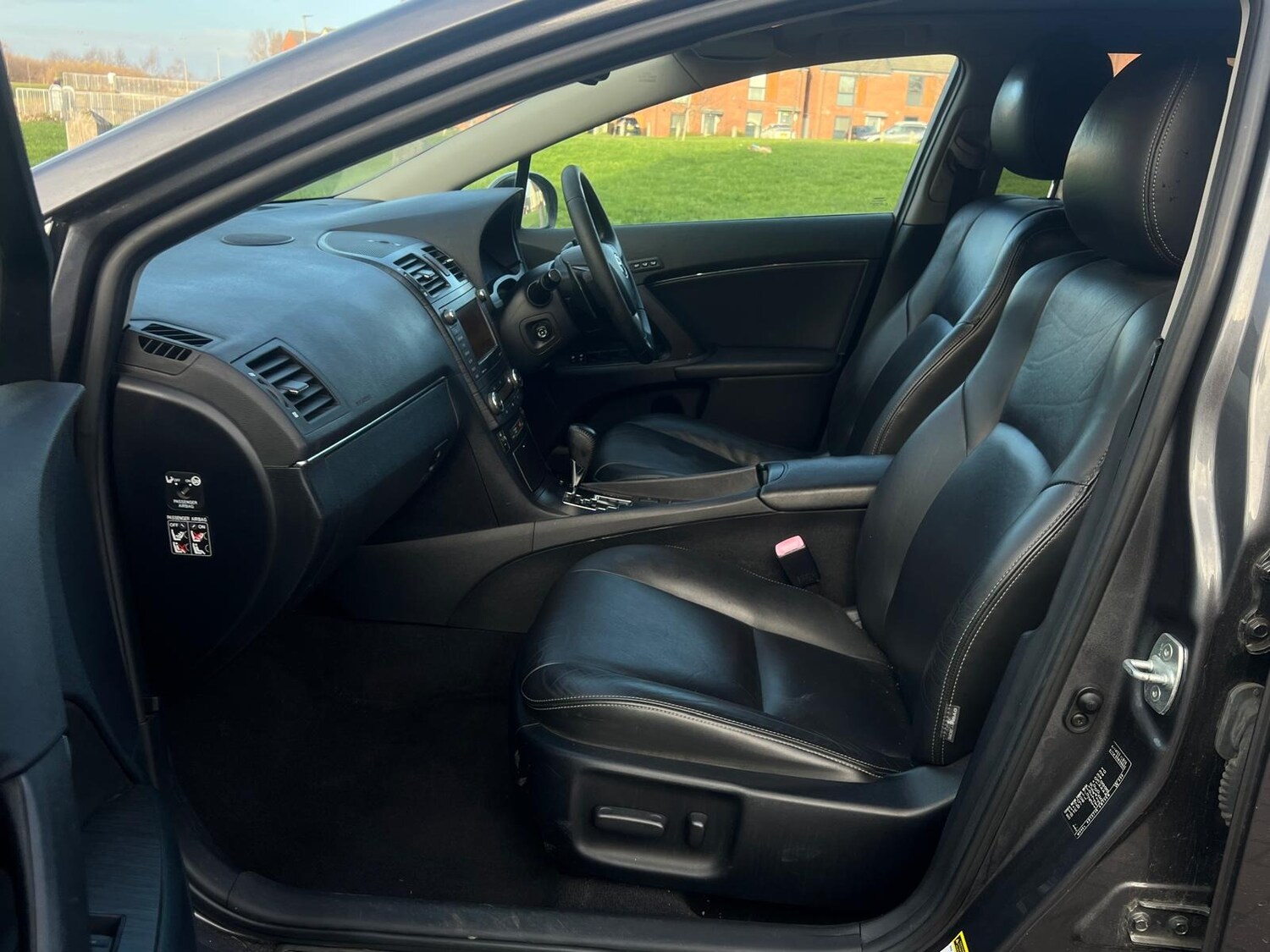 Used Toyota Avensis 2009 for sale - 77359326: Photo 22