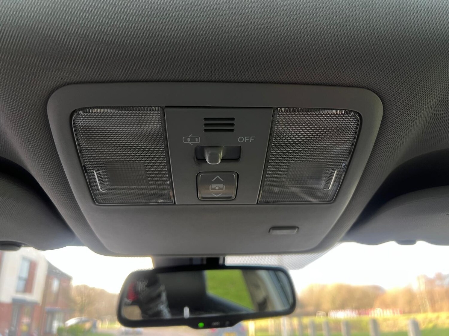 Used Toyota Avensis 2009 for sale - 77359326: Photo 39