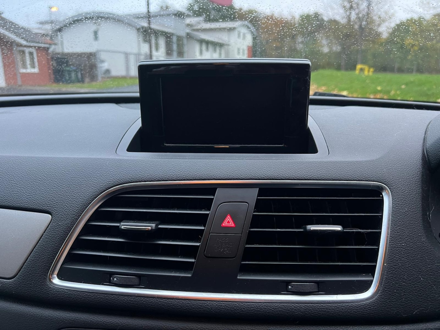 Used Audi Q3 2012 for sale - 76389549: Photo 12