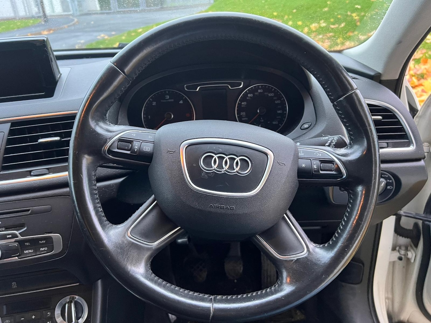 Used Audi Q3 2012 for sale - 76389549: Photo 17