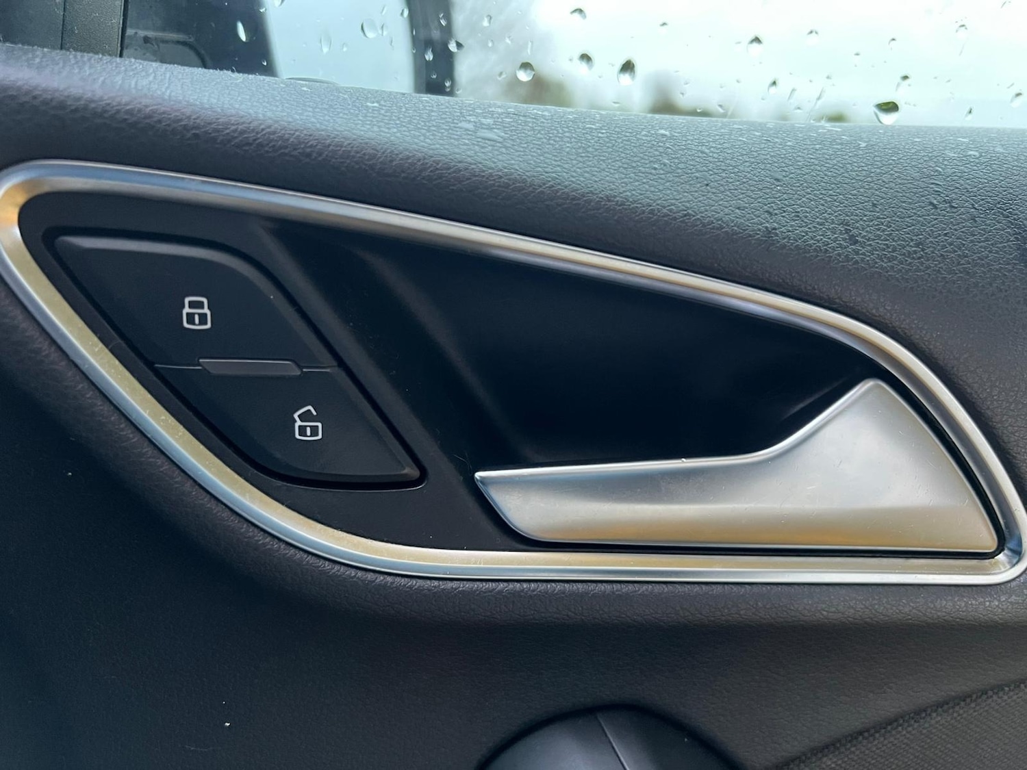 Used Audi Q3 2012 for sale - 76389549: Photo 25