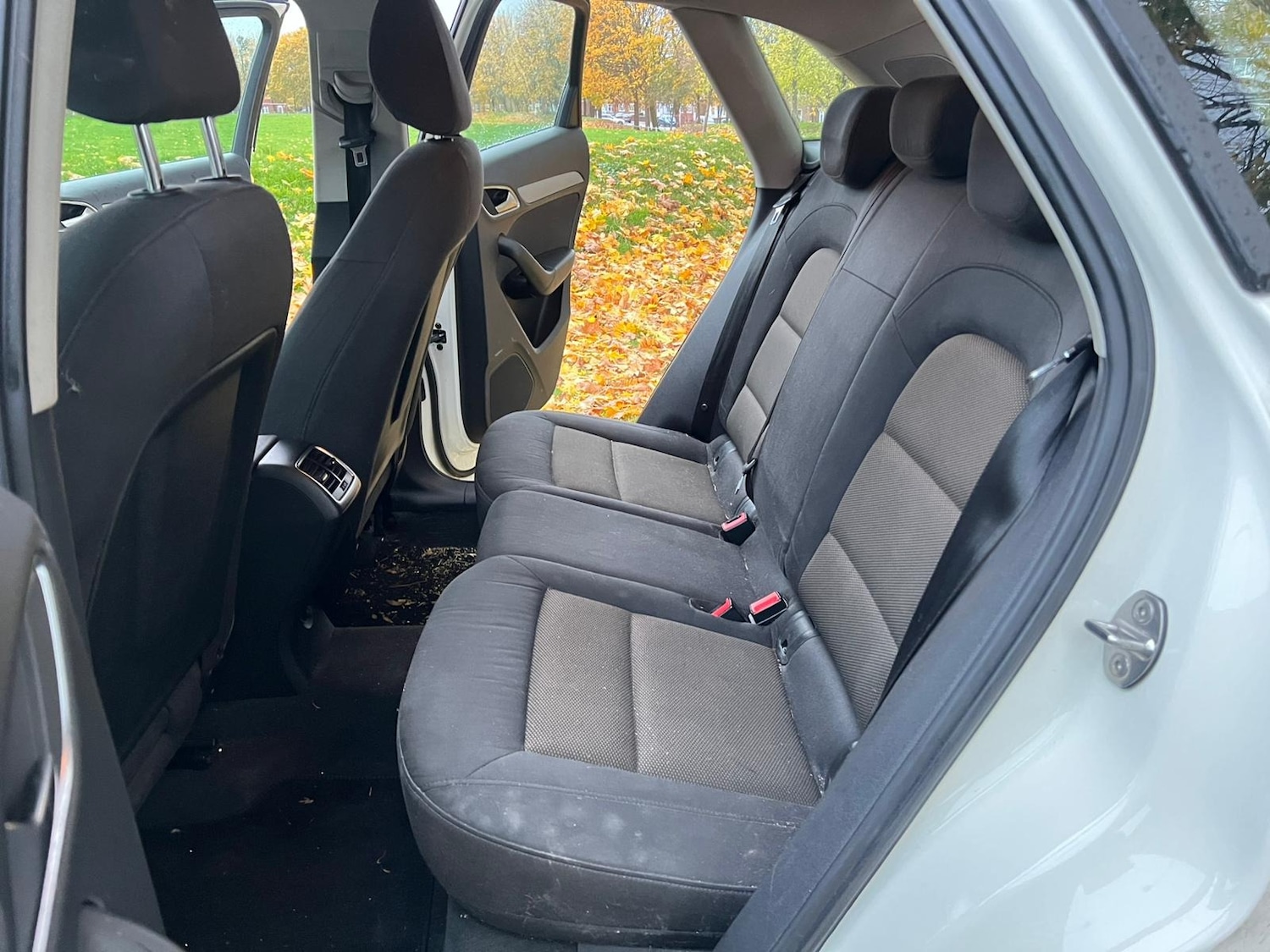 Used Audi Q3 2012 for sale - 76389549: Photo 32