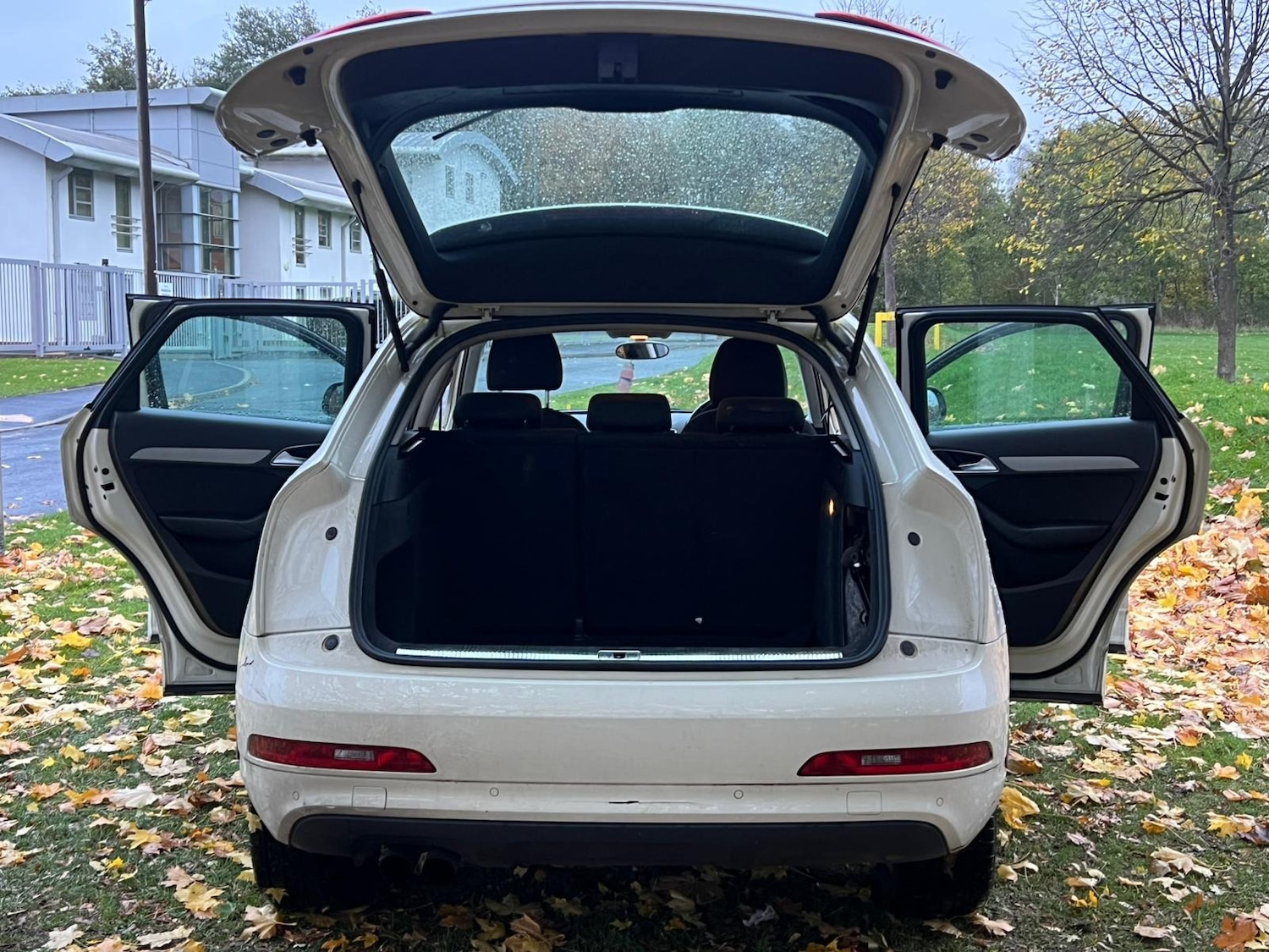 Used Audi Q3 2012 for sale - 76389549: Photo 37