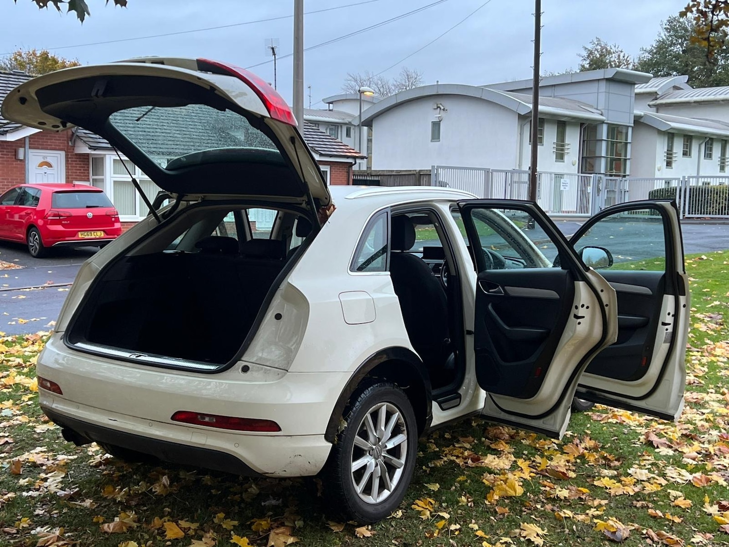 Used Audi Q3 2012 for sale - 76389549: Photo 40