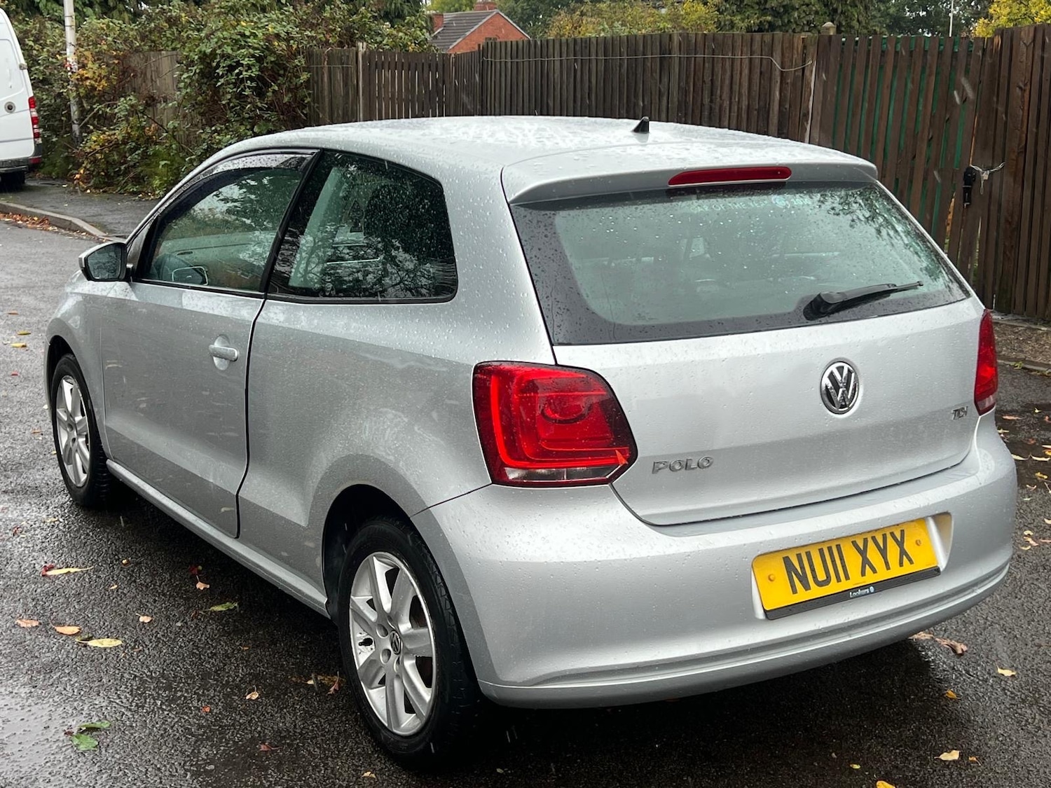 Used Volkswagen Polo 2011 for sale - 76397818: Photo 11