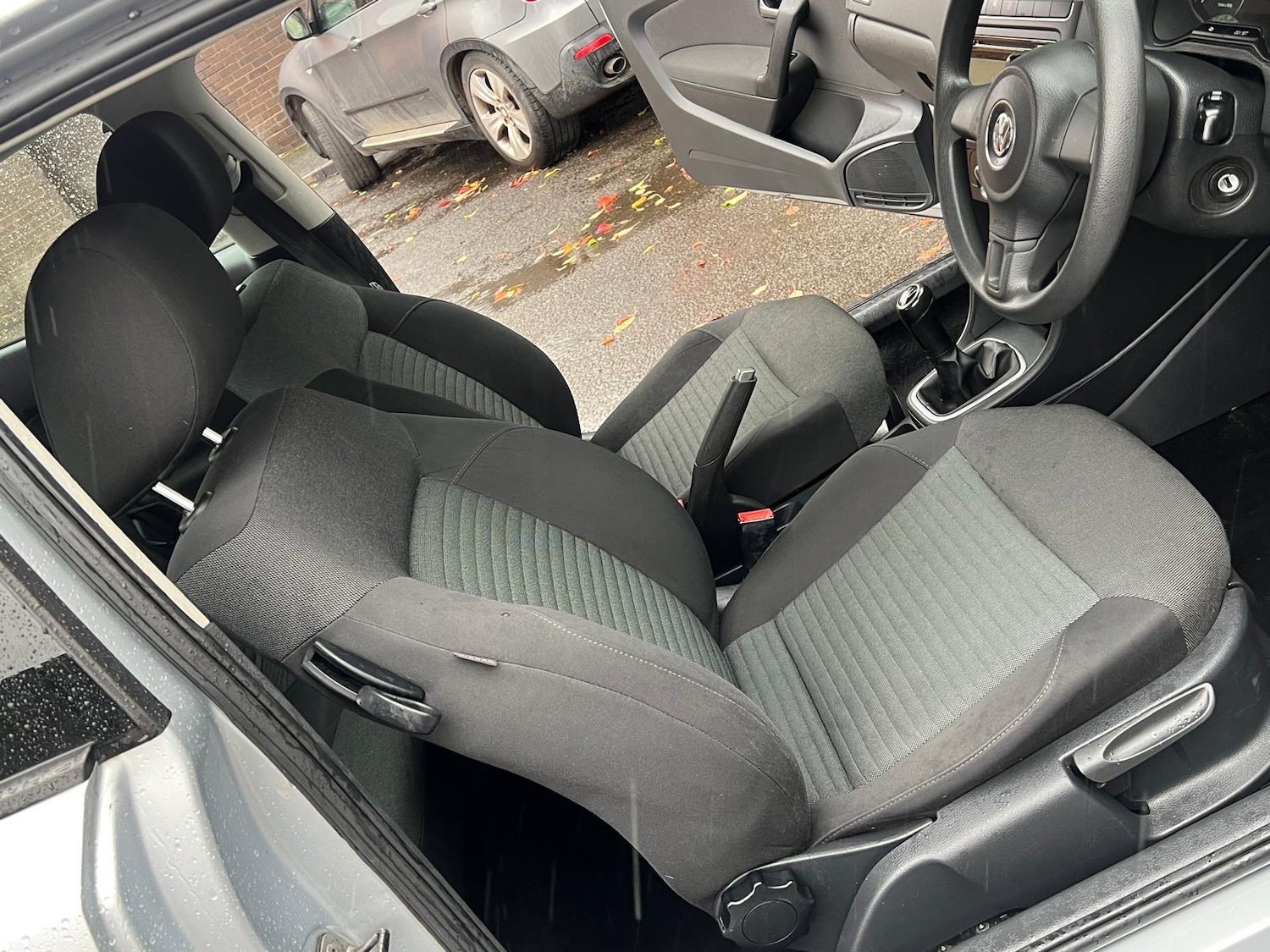 Used Volkswagen Polo 2011 for sale - 76397818: Photo 15