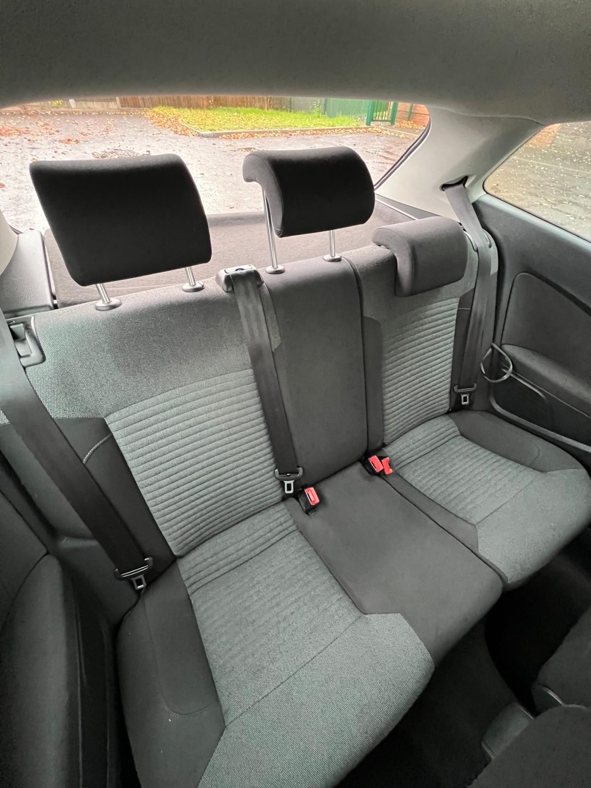 Used Volkswagen Polo 2011 for sale - 76397818: Photo 18