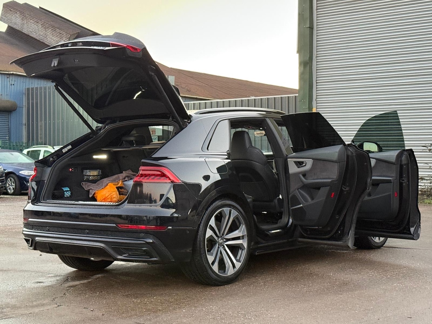 Used Audi Q8 2019 for sale - 77008513: Photo 32