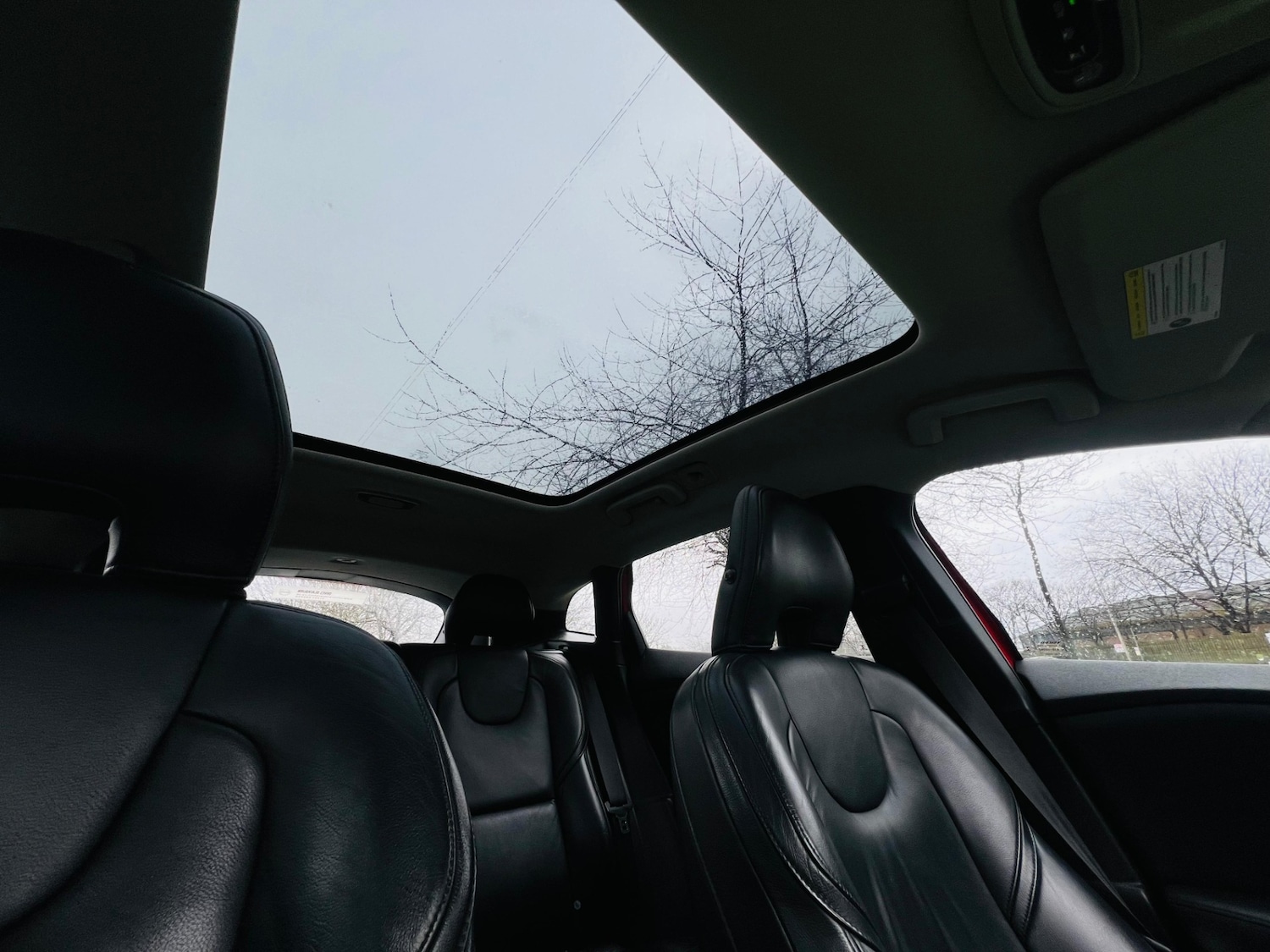 Used Volvo V40 2013 for sale - 77511984: Photo 48